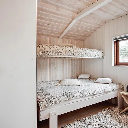 Gorgeous In With Wifi Holiday home